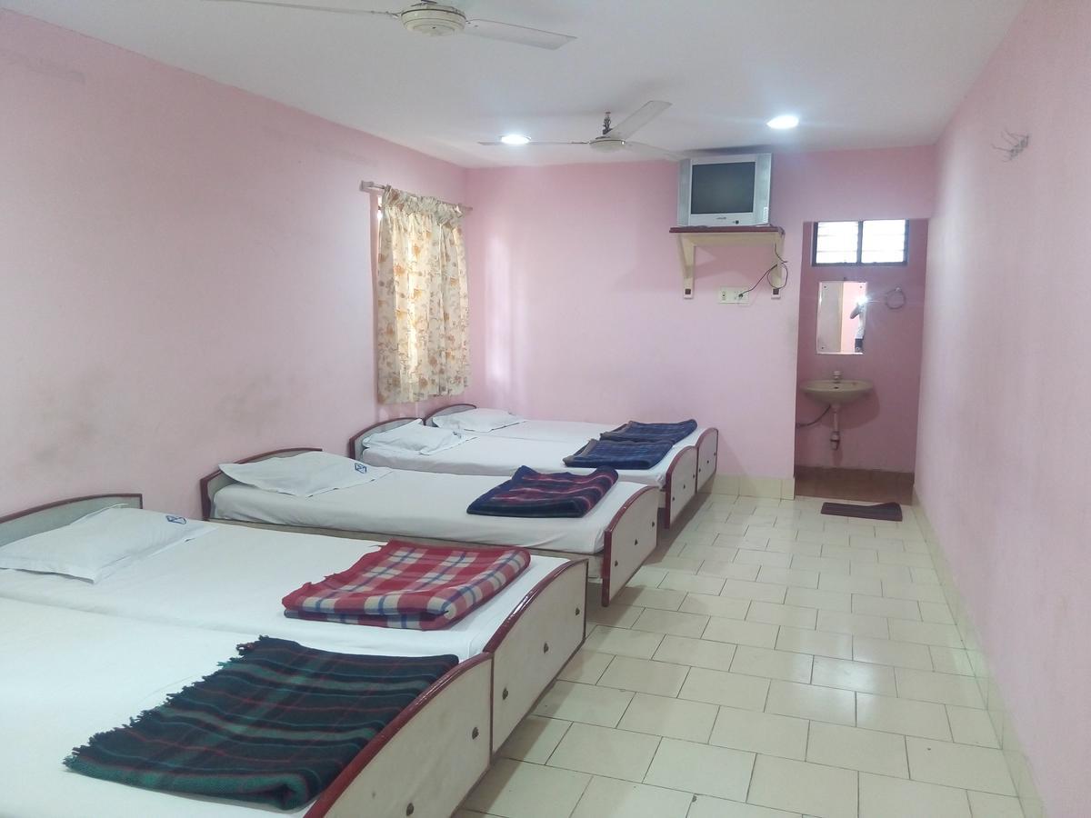 Hotel Yercaud International エクステリア 写真